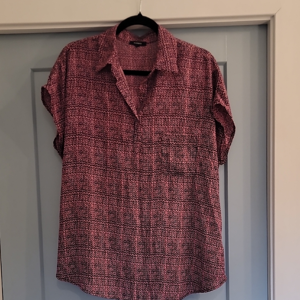 Casual Pink and Navy Blue Patterned Blouse